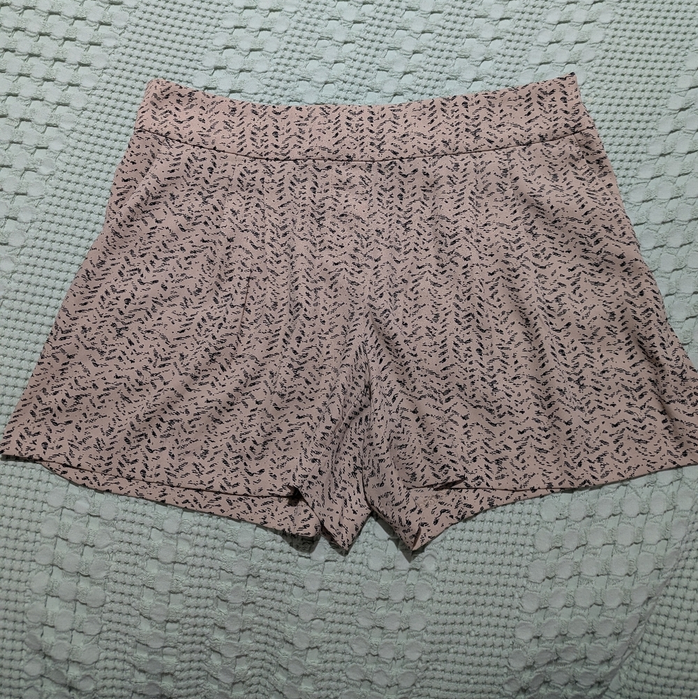 Patterned Pink Women's Shorts